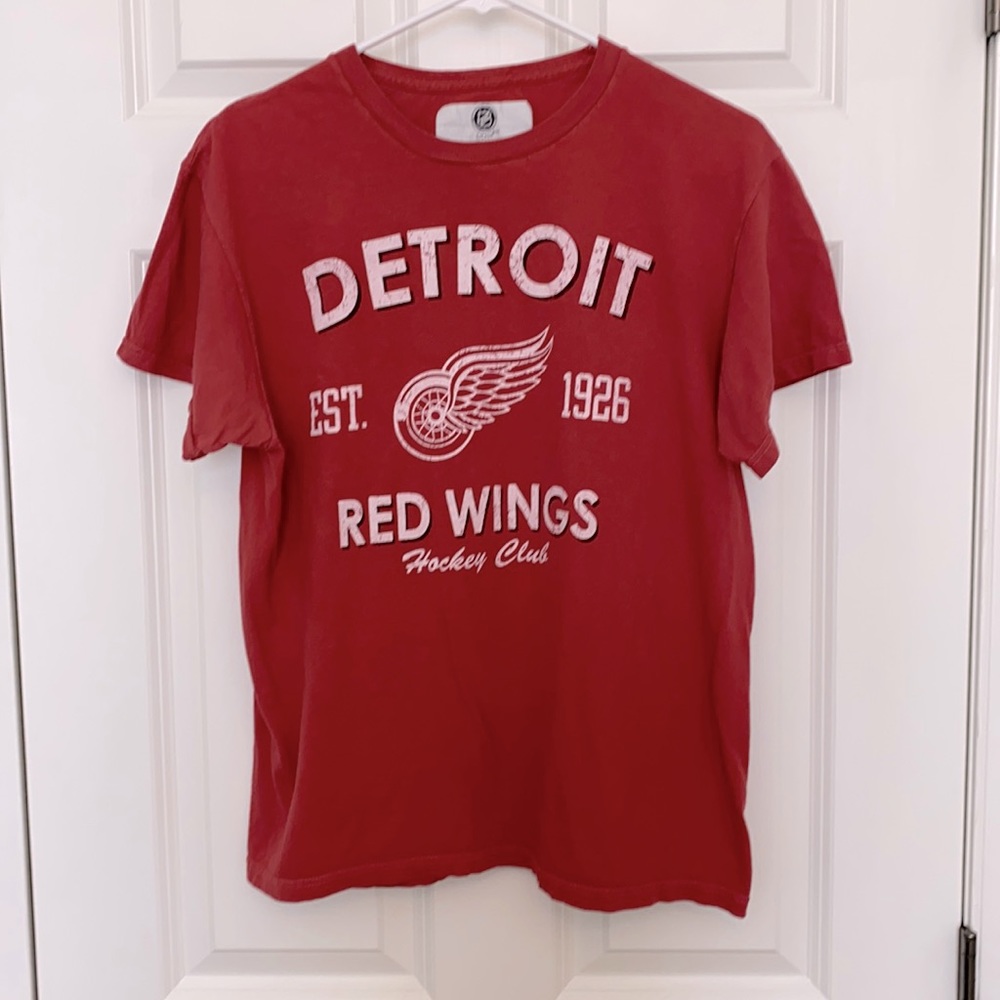 Detroit Red Wings T-Shirt men’s size small